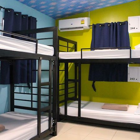 Everyday Bangkok Hostel @Khaosan Ngoại thất bức ảnh