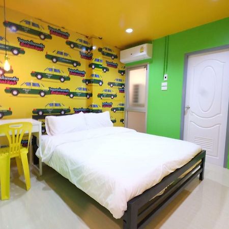 Everyday Bangkok Hostel @Khaosan Ngoại thất bức ảnh